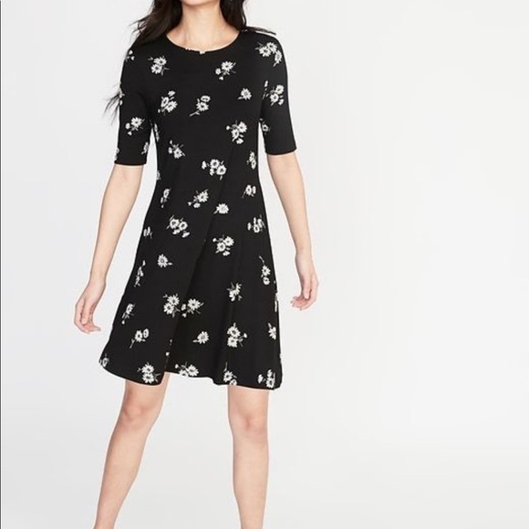 Old navy swing dress. - Picture 1 of 4